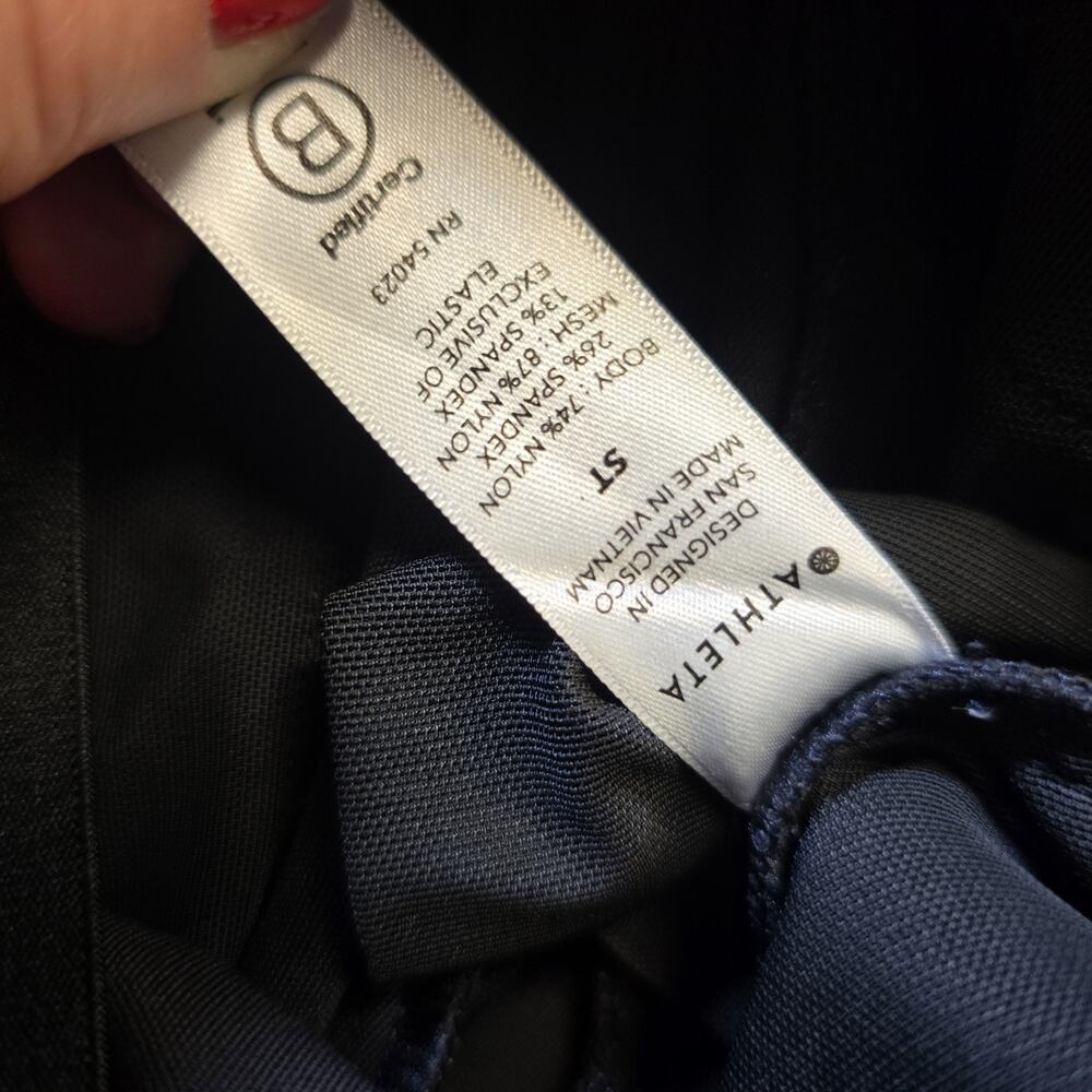 Athleta Pants Womens Size Small Tall Black Venice Pintuck Tapered Pull On Casual - Picture 8 of 11